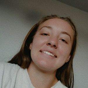 Meet your Posher, Carrie